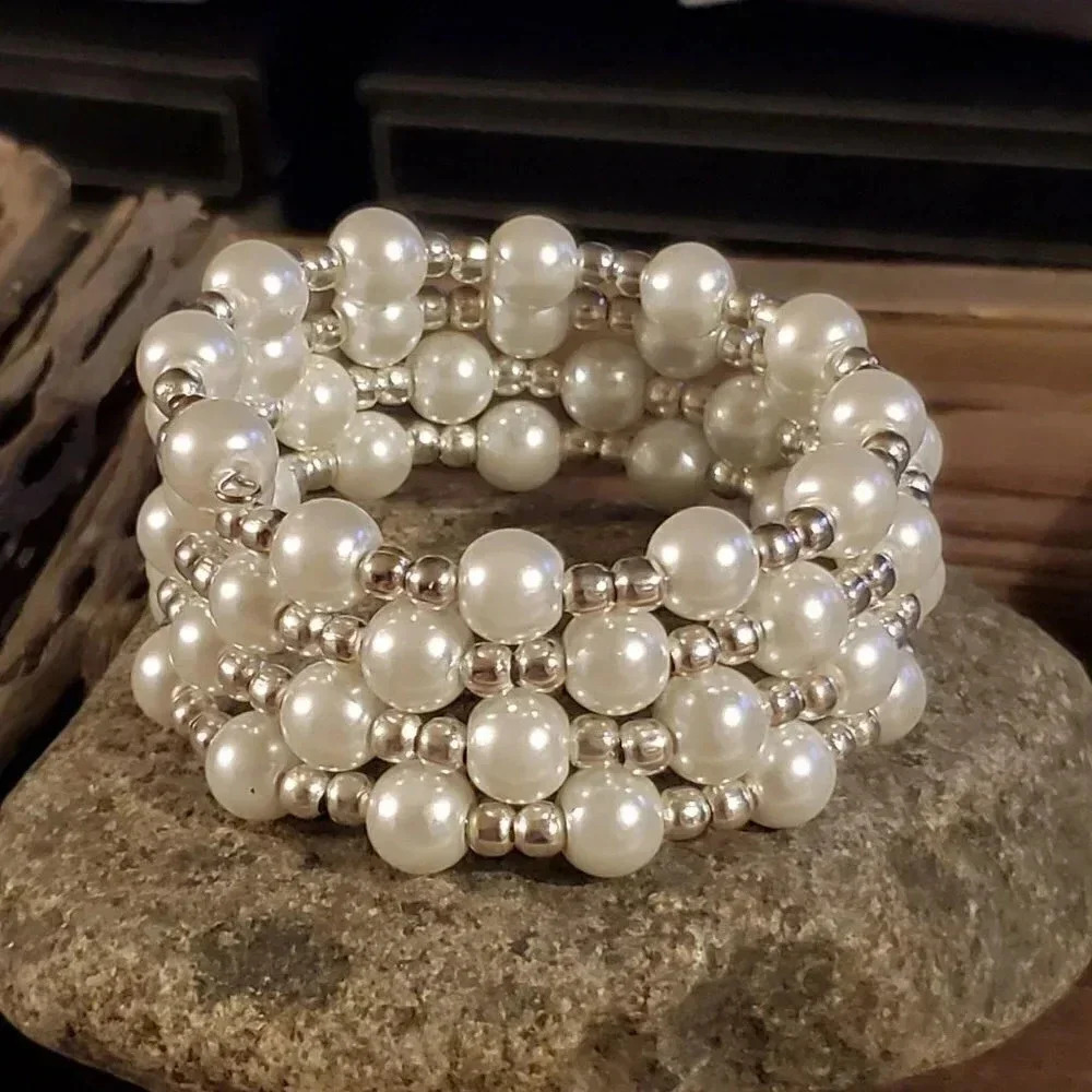 Handcrafted Snow White Glass Pearl Silver Beads Wr